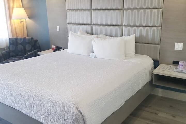 Room 5 of 41